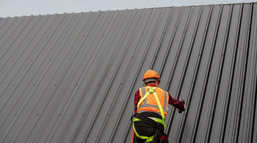Professional residential roofers in Golden, MS